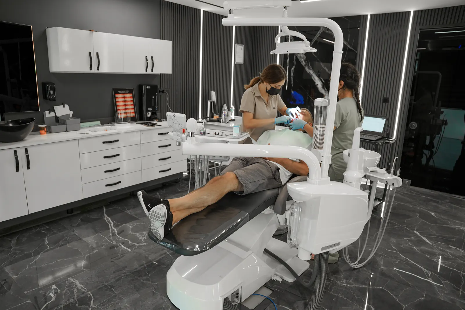 Dentsun International clinic